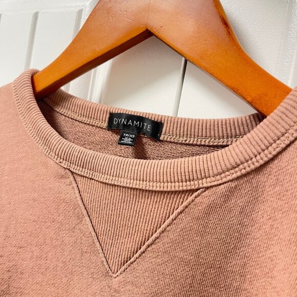 Dynamite Cropped Crewneck Sweater Rose Brown - XS - Picture 6 of 10